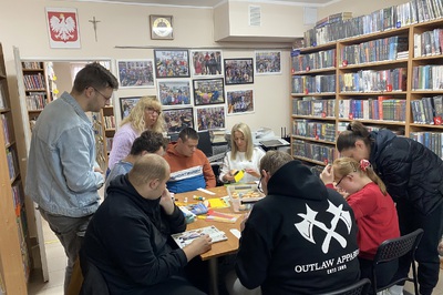 Cykliczne spotkania w bibliotece